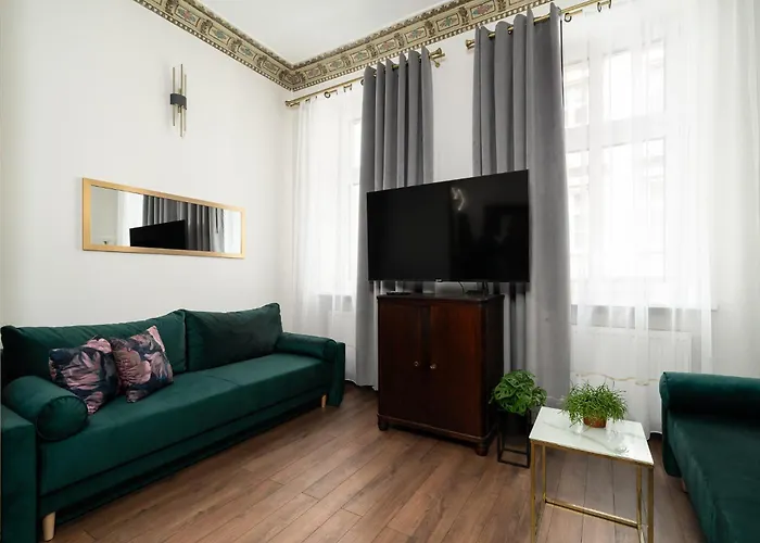 Glamour By Kramm - W Centrum Poznania Przy Ul Polwiejskiej * Poznań