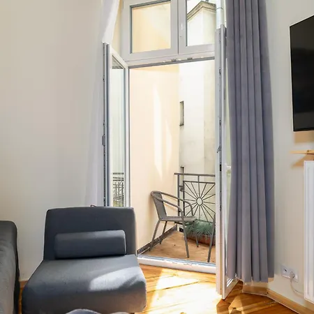 Apartament Glamour Apartament by Kramm - Apartament w Centrum Poznania przy ul Półwiejskiej Poznań