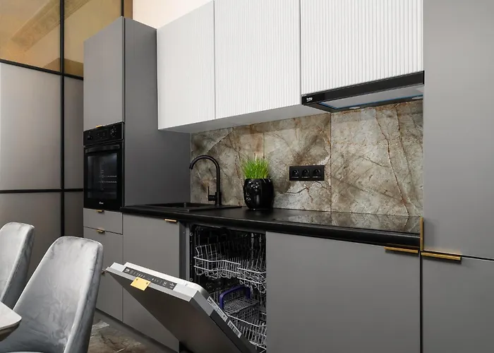 Glamour By Kramm - W Centrum Poznania Przy Ul Polwiejskiej Apartment